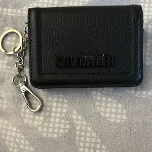 Steve Madden Black Textured Wallet with Keychain
